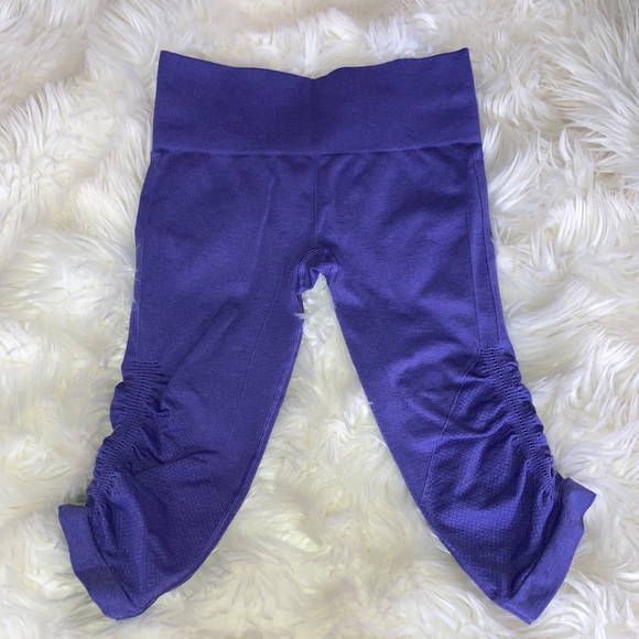 LULULEMON In The Flow II Crop Purple Leggings 6 - Picture 3 of 12